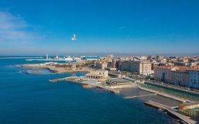 CASAMIELI, Nuovo, vicino al porto al mare e al centro